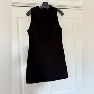Elegant Black Sleeveless Dress